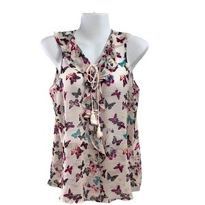 No Boundaries Butterfly Print Ruffled Front Sleeveless Blouse. Size Large. EUC